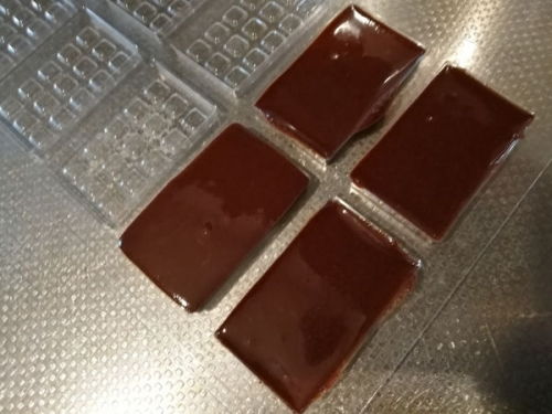 手作りカカオ豆チョコレート