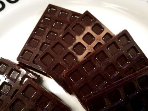 カカオ豆から作ったチョコレート